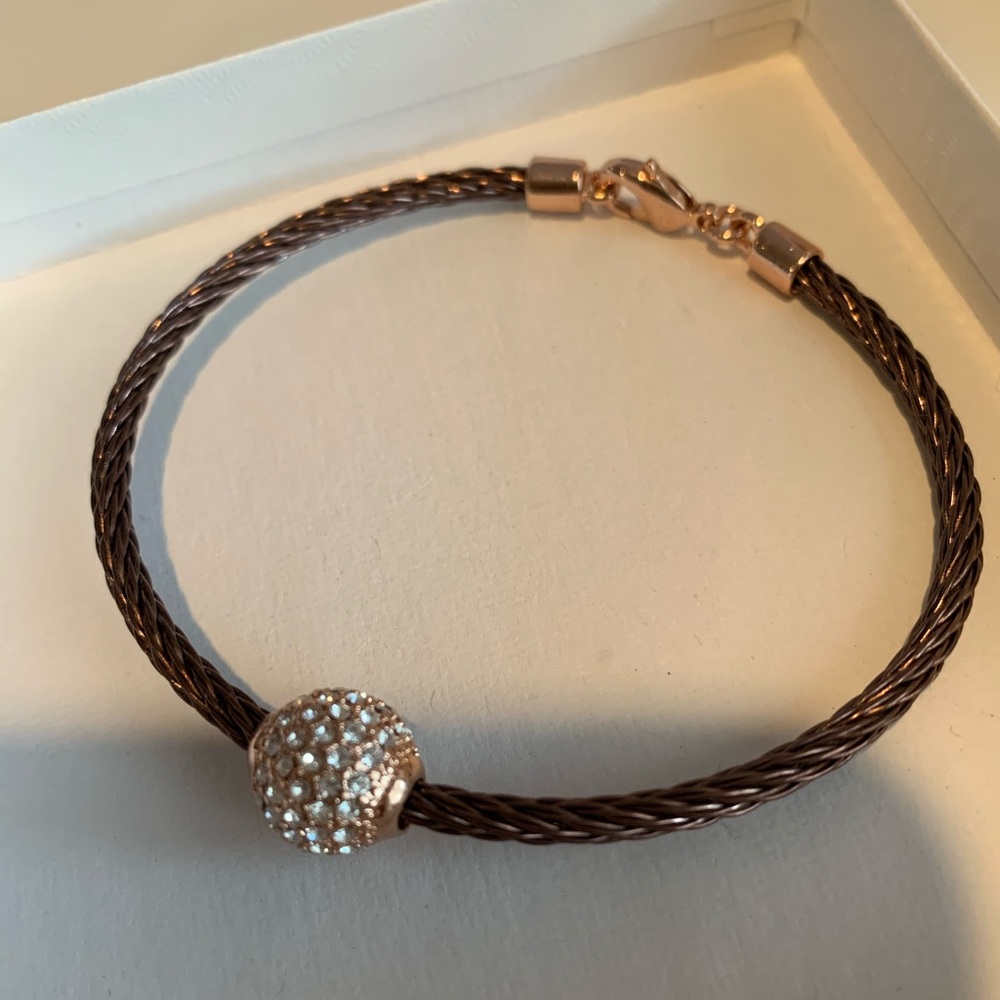 Ball bracelet